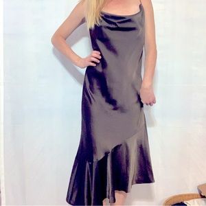 ‼️SCOOP SLIP Dress Size Med‼️